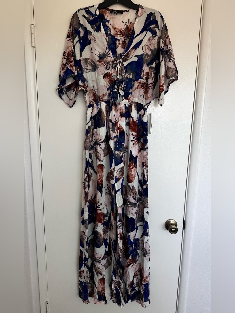 Lulu's Cream Floral Tie-Front Maxi Dress
